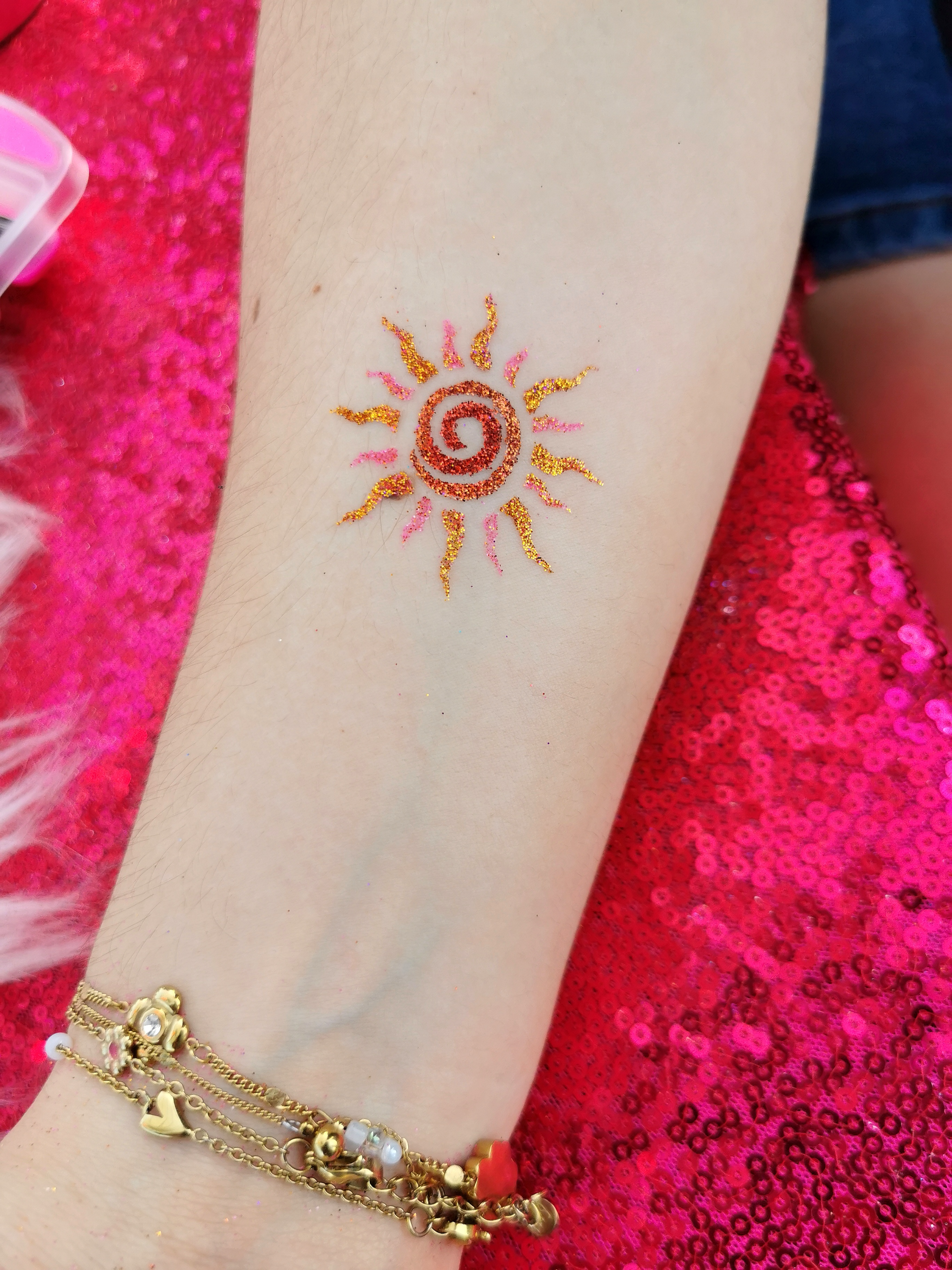 Tante Tinus Schminkt maakt van elk feestje een nog groter feest!